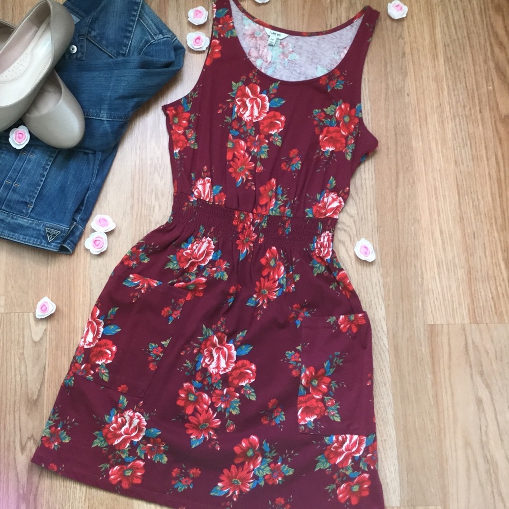 Floral dress🌺🌻🌸🌹